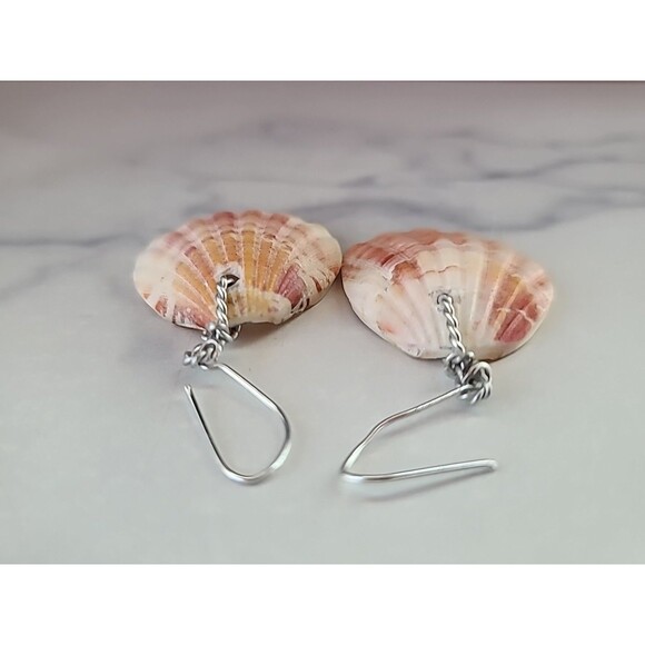 Pink And White Shell Dangling Pierced Earrings Vintage Costume Jewelry, READ - Picture 5 of 10